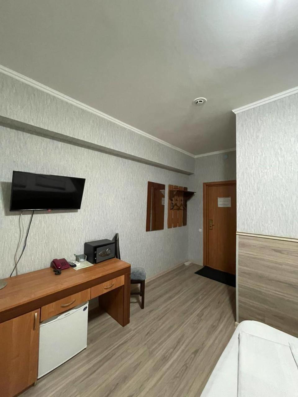 Shanyrak Hotel Темиртау Экстерьер фото
