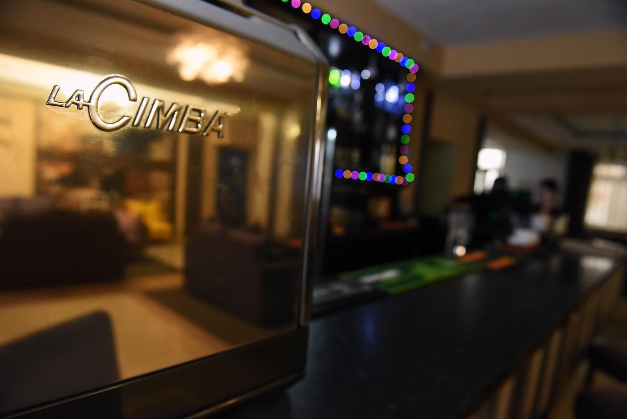 Shanyrak Hotel Темиртау Экстерьер фото